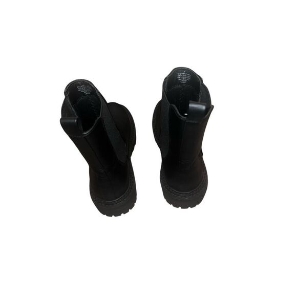 ✨Express Black Gore Lug Sole Ankle Sz 7 Boots✨ - Picture 6 of 9